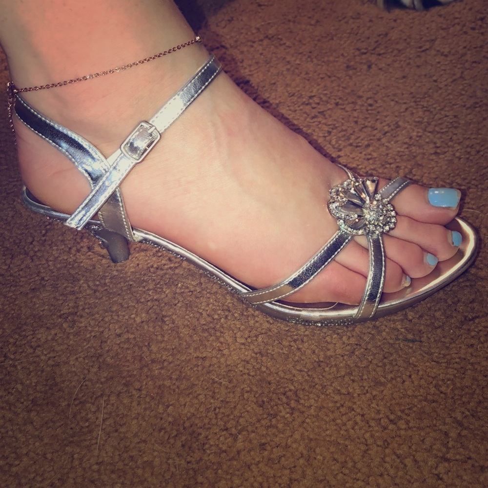 2 inch silver formal sandals